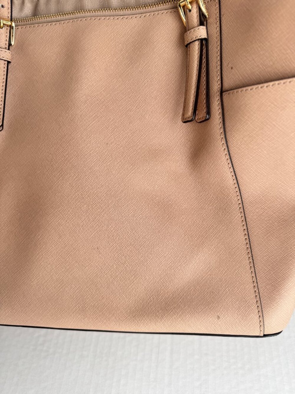 Michael Kors Charlotte Tote & Wallet Set Luggage Leather Gently Used - Picture 6 of 13